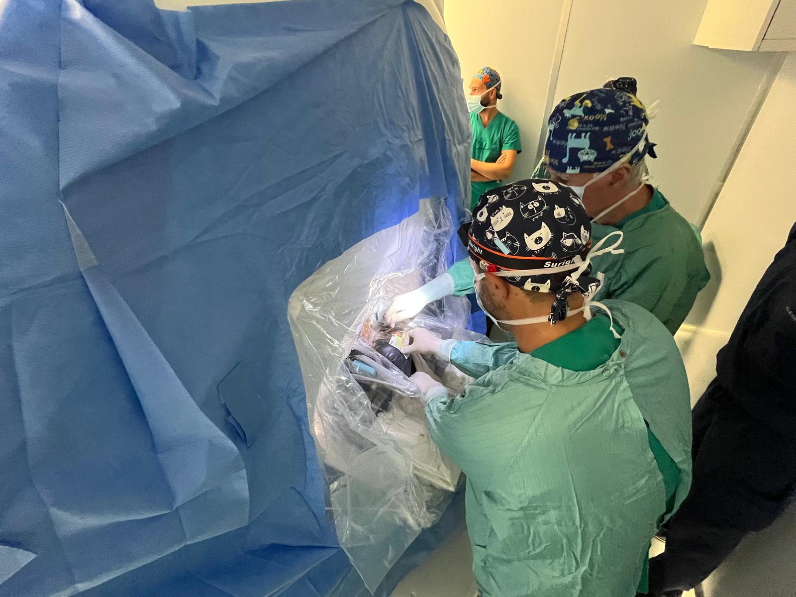 Neurochirurgia di precisione al Santobono, tumore vascolare cerebrale rimosso con il laser in risonanza magnetica. Paziente di 8 anni dimesso dopo solo 24 ore dall’intervento